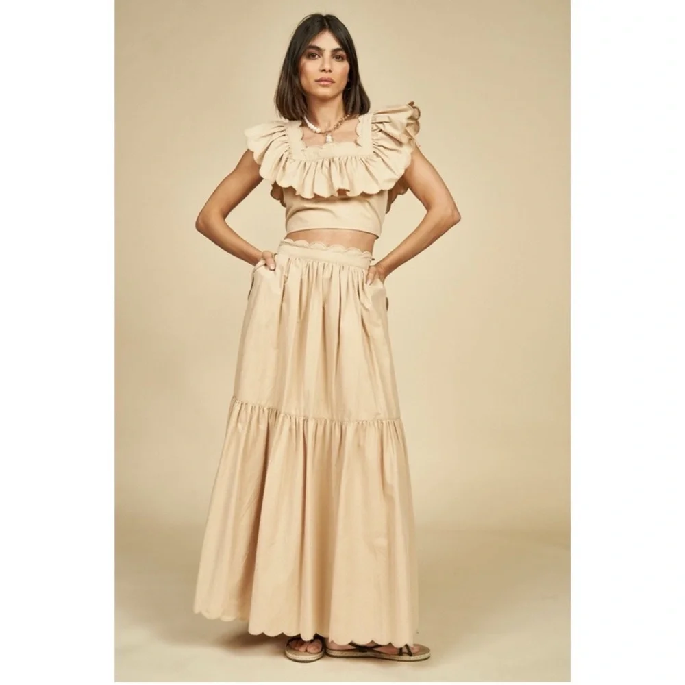 Hunter Bell Kate Beige Khaki Ruffle Crop Top - Picture 3 of 13